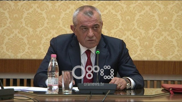 Ora News - Ruçi, Bashës: Kuvendi nuk është fole kriminelësh, djegien e mandateve s'ua këshilloj