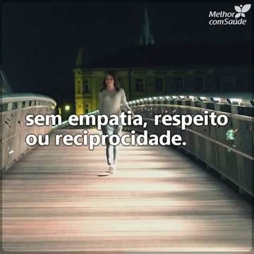 Nunca tema a solidão livremente escolhida, porque há vezes em que a solidão é mais digna do que a companhia e o afeto falsos.