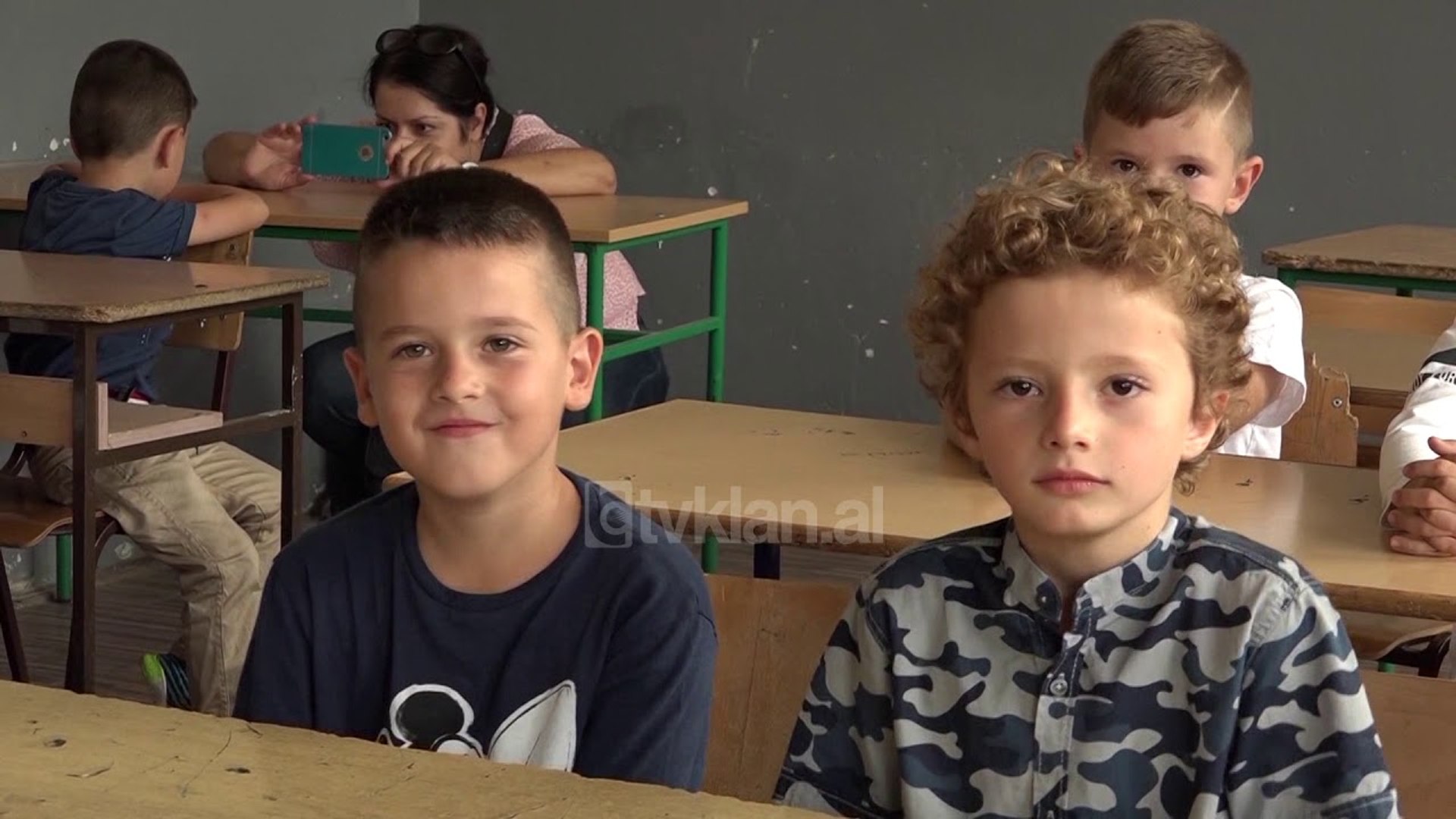 ⁣S’ka libra shqip per nxenesit ne Presheve