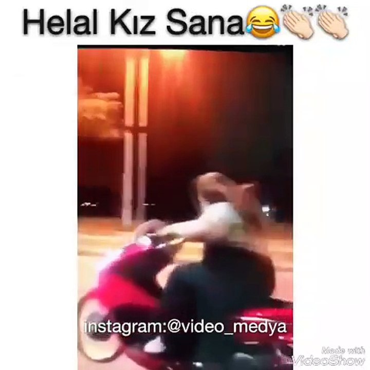 Gülmekten kırıp geçen en komik videolar