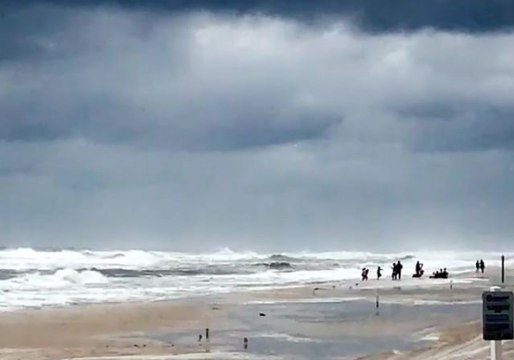 Gordon's Winds Reach Gulf Coast