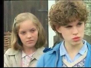 Famous five - Episode 16 - Five Get Into A Fix