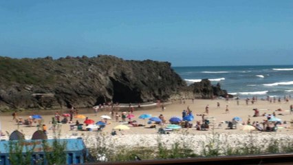 El mal tiempo del mes de julio hunde los datos de turismo en Asturias