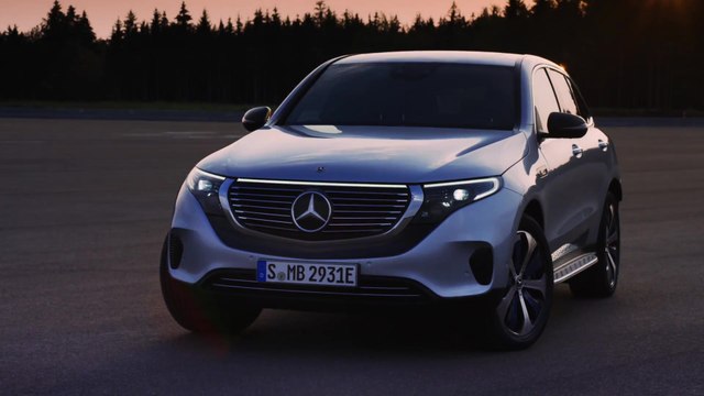 The new Mercedes-Benz EQC 400 4MATIC - Trailer