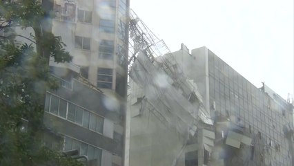 日, 태풍 제비 강타 11명 사망...공항 3천여 명 고립 / YTN