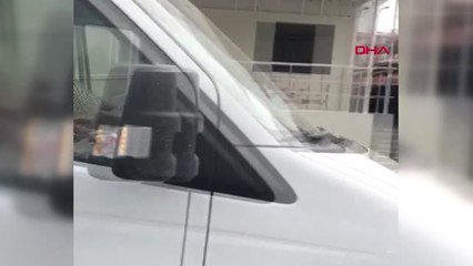 Mersin Hastane Önünde Araçta Doğum Yaptı