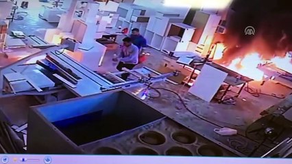 Muğla'da gasp ve iş yerinin ateşe verildiği iddiası