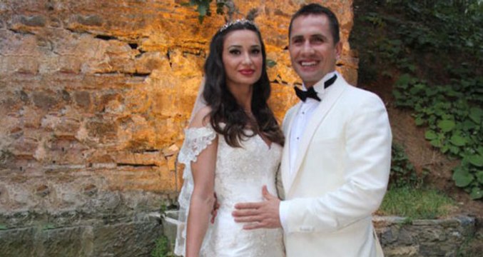 Eşiyle Darp Edilen Emre Aşık, Linç Girişiminden Kurtulduğu Anları Anlattı