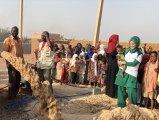 Sosyal Medya Fenomeni Sudan'da Su Kuyusu Açtı