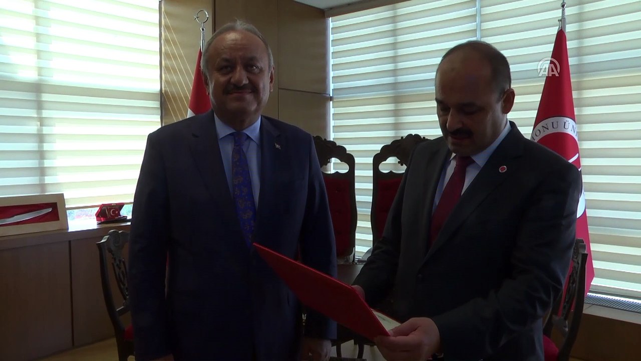 Siyasetçiler yüksek lisans diplomalarını aldı - KASTAMONU