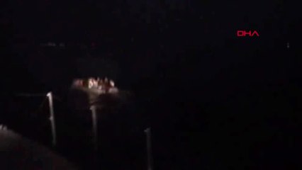 İzmir Çeşme ve Dikili'de 129 Kaçak Göçmen Yakalandı