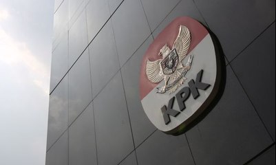 下载视频: KPK Sarankan Roy Suryo Kembalikan Barang Milik Negara