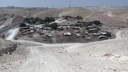 Han El-Ahmer Halkı Zorunlu Göç ve Evsiz Barksız Kalma Tehlikesiyle Karşı Karşıya