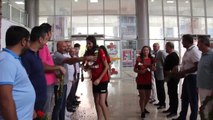 Muratpaşa Belediyespor Kadın Hentbol Takımı İçin Kutlama