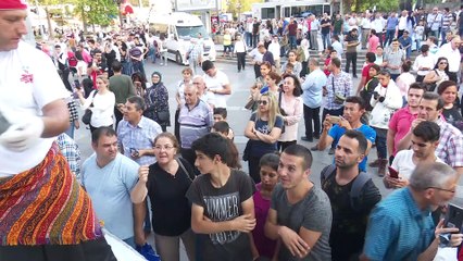 Başkentliler Maraş dondurmasıyla serinledi - ANKARA