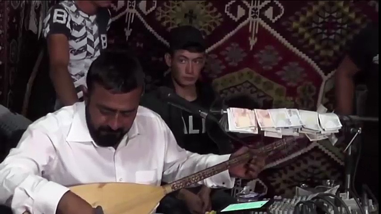 Tufan Altaş - Yalan Dünya Senden Çeker Giderim