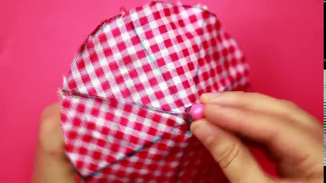 DIY Miniature Doll Mini Feather Hat & bag For Barbie& Mini Umbrella,amazing miniature Mop and Bucket