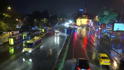 İstanbul'da gök gürültülü sağanak