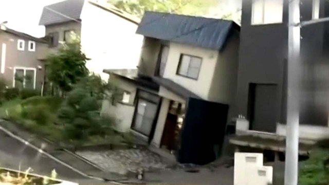 日 태풍 이은 강진 '설상가상'...수백만 가구 정전 / YTN