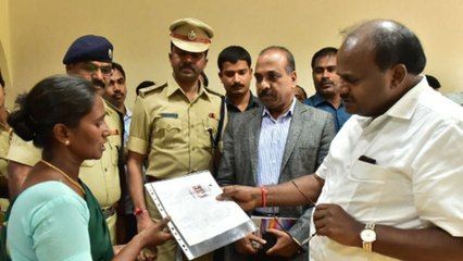 ನೊಂದವರಿಗೆ ನೆರವು ನೀಡಿದ ಕುಮಾರಸ್ವಾಮಿಯ ಜನತಾ ದರ್ಶನ  | Oneindia Kannada