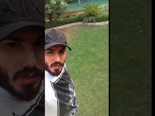 اهداء الفنان نور الزين الباشا الى مؤسسة صلاح دخو تكوين