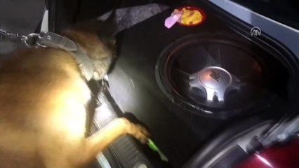 Uyuşturucuyu aracın ses sistemine zulalamışlar - ADANA