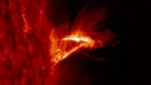 La NASA pública imágenes de una ERUPCIÓN SOLAR que tiene varias veces el diámetro de la Tierra