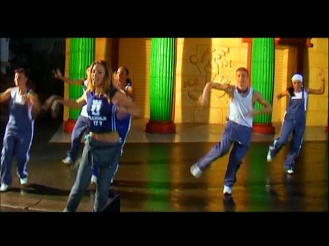 LORIE – HISTOIRES DE CLIPS – LORIE TENDREMENT VÔTRE – [ÉDITION COLLECTOR LIMITÉE]