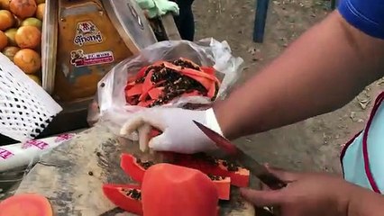 PAPAYA FRUIT, Prepare the easy way - Thailand street vendor
