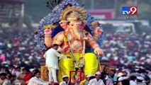 Ganesh Chaturthi : Ganpati idols made out of Lal Mitti (Red clay) are on demand in Surat markets