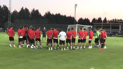 Igor, Göze Girmek İstiyor