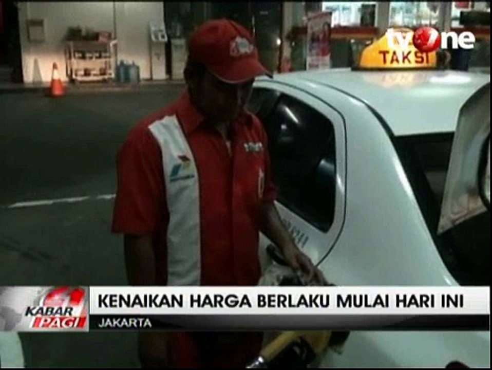 Harga Premium dan Pertamax Naik Rp 200/Liter