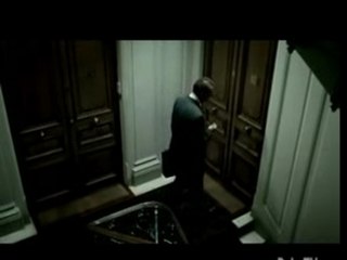 Pub Le Parisien La Merde