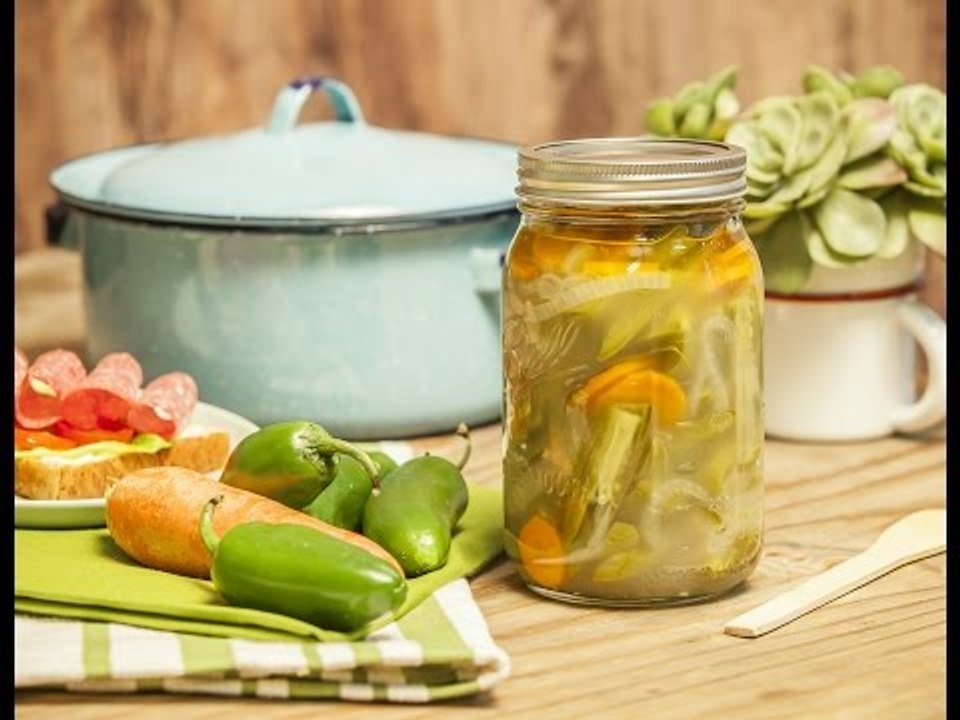 Cómo hacer Chiles en Conserva |  Receta fácil de JALAPEÑOS CASEROS