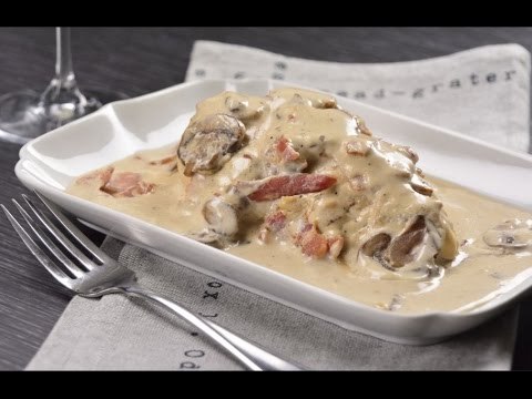 Pechugas de Pollo con salsa de CHAMPIÑONES y TOCINO