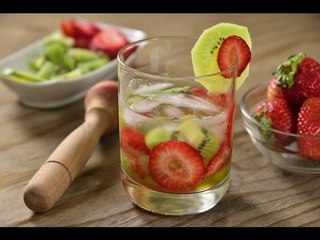 Caipiriña de FRESA CON VODKA -  tipo Caipiroska SIN AZÚCAR