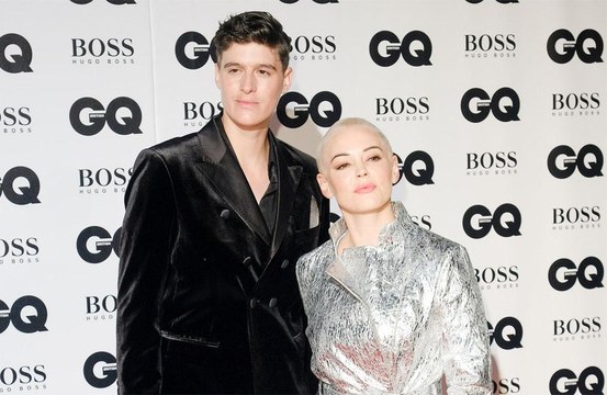 Rose McGowan hace historia en los premios GQ