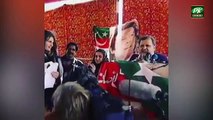 Jemima Khan giving her 1st speech in Urdu in early days of PTI - This is cute