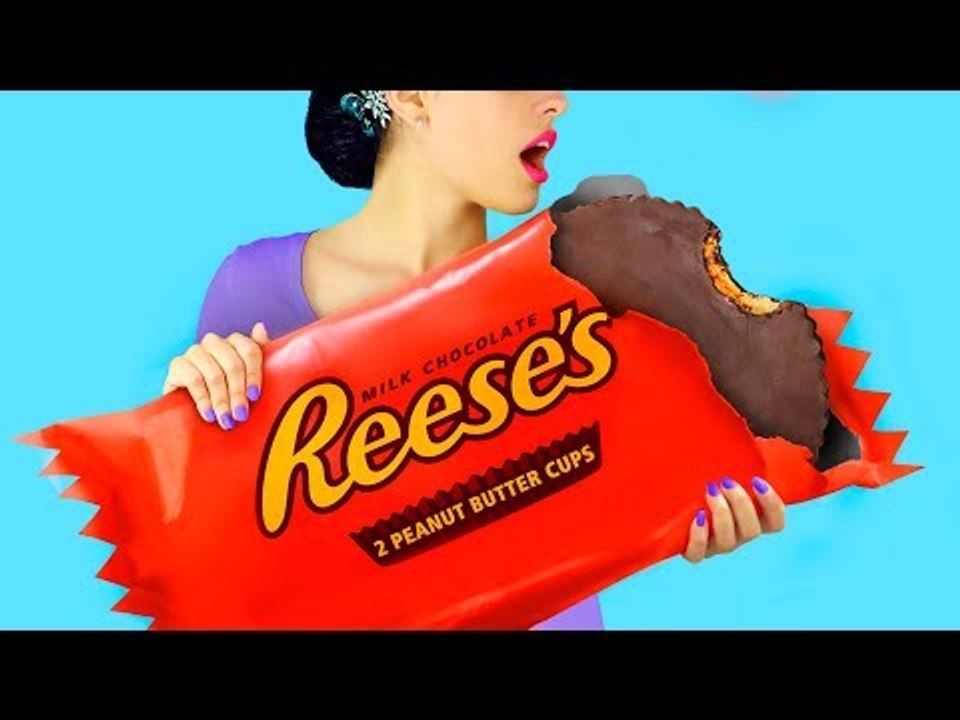9 DOCES GIGANTES vs DOCES EM MINIATURA / PEGADINHAS ENGRAÇADAS!