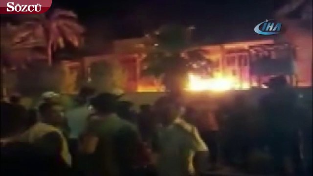 Basra’da göstericiler siyasi parti ve kamu binalarını ateşe verdi