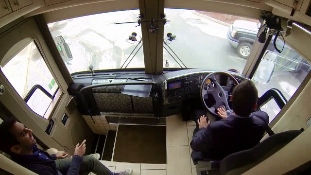 Comedians in Cars Getting Coffee S04 E04 Aziz Ansari It s Like Pushing a Building Off a Cliff