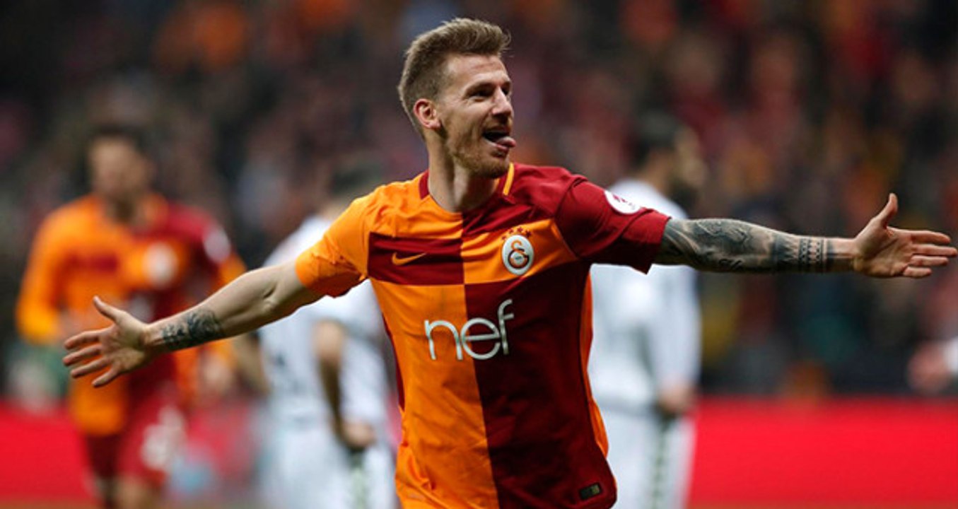 Galatasaraylı Serdar Aziz'in Ağrıları Nedeniyle Yedek Bırakıldığı Ortaya Çıktı