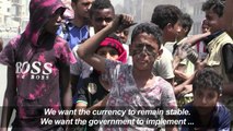 Yemenis demonstrate in Aden to protest high cost of living