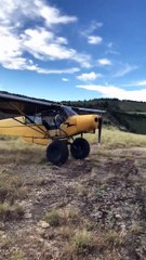 Le décollage de cette avion dans le vide va vous donner des frissons