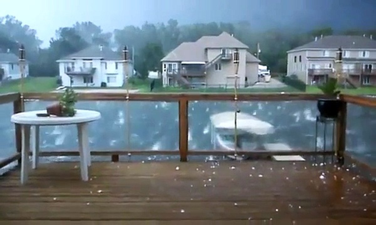 Une tempête de grêle apocalyptique