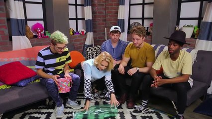 WEIRD SPIN THE BOTTLE CHALLENGES w/ DAMIEN (Squad Vlogs)