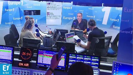 Une amitié virile est en train de naître entre Matthieu Noël et Nikos Aliagas