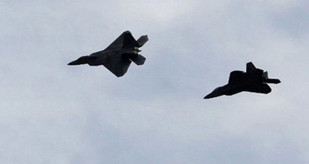 ABD ile Rusya Uçakları Kuzey Buz Deniz'inde İt Dalaşına Girdi