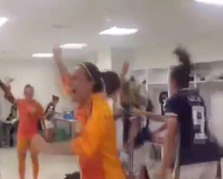 Skotlandia Rayakan Keberhasilan Lolos Ke Piala Dunia Sepakbola Wanita Untuk Pertama Kalinya