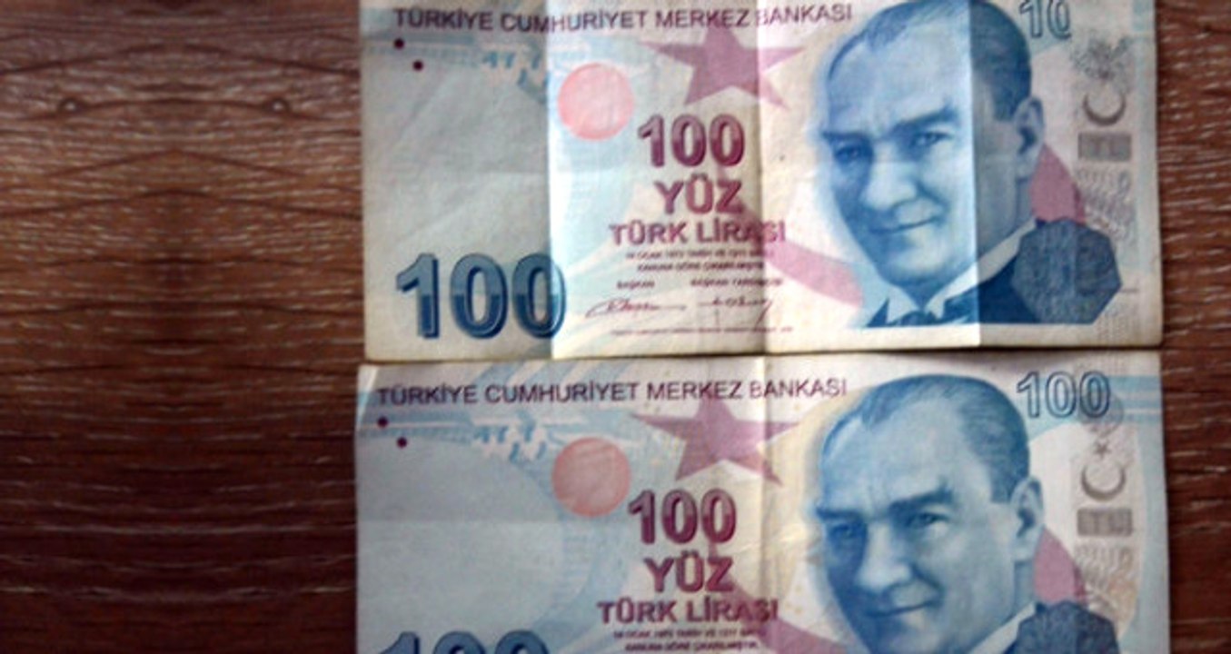 Hatali Basilan 100 Tl Lik Banknotu Satin Almak Icin 30 Bin Tl Teklif Ettiler Dailymotion Video